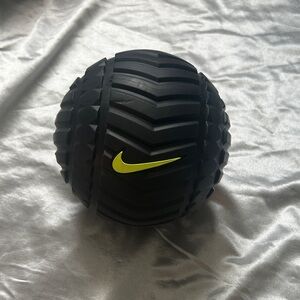 3lb Nike medicine ball